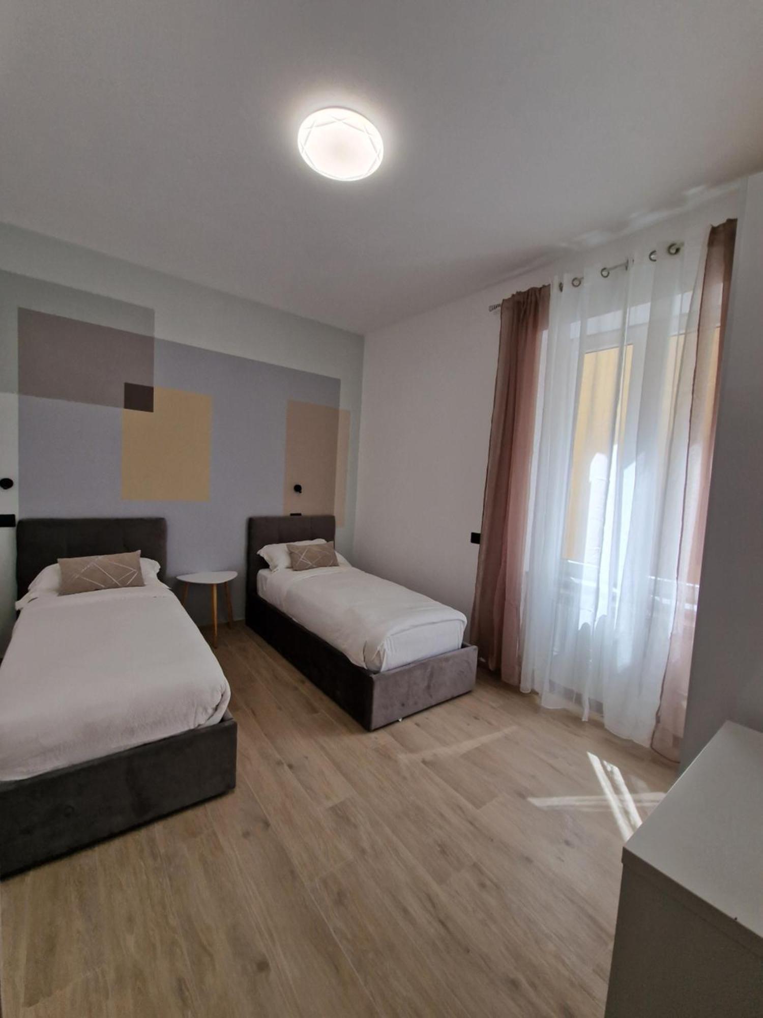 Ari'S Home Специя Екстериор снимка